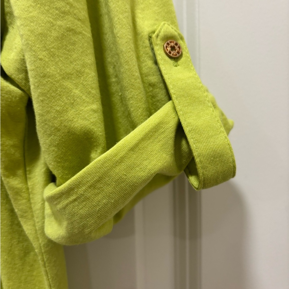 Emily Daniels Chartreuse 3/4 Sleeve 1/2 Button-Up W/Pocket Top Size M - Picture 4 of 8
